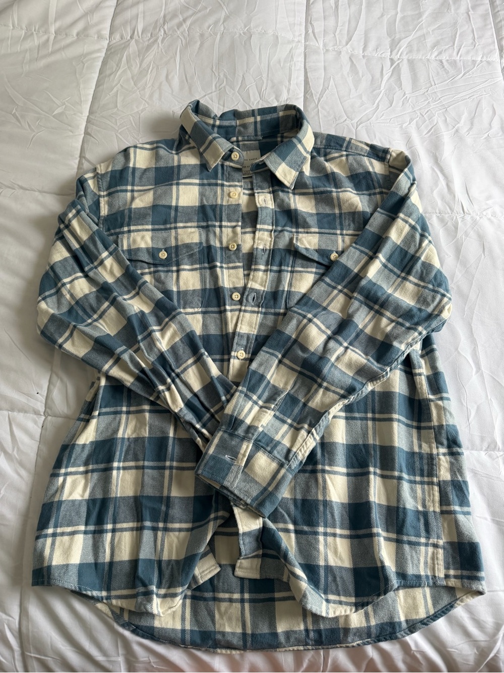 American Eagle Outfitters Blue and Cream Plaid Button-Down Shirt